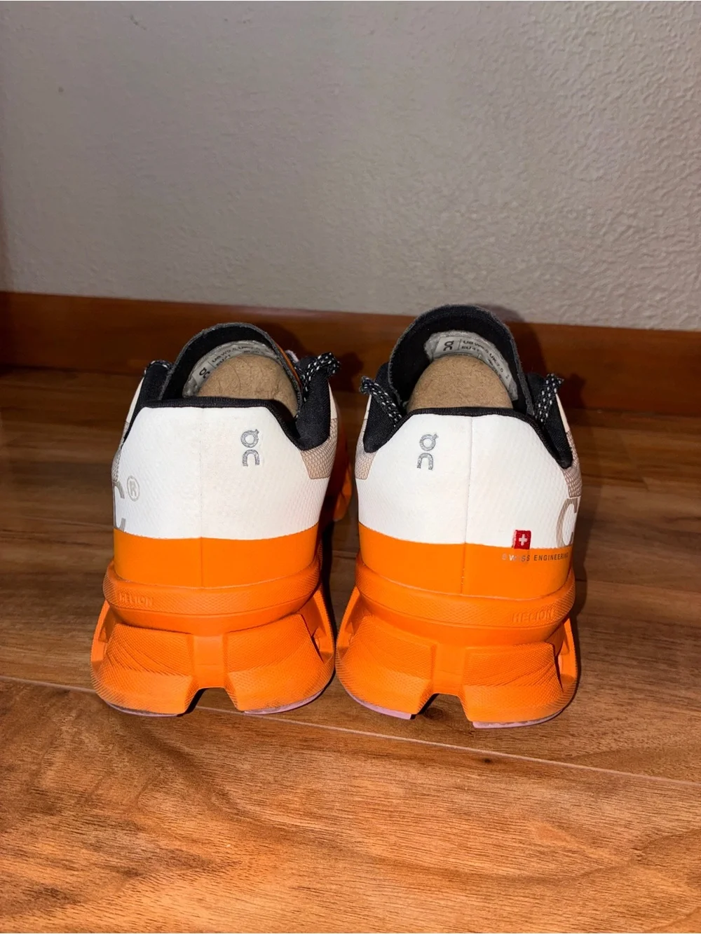 On Cloud Women’s Cloudmonster Athletic Shoe Sneakers, tan/orange- size 9.5